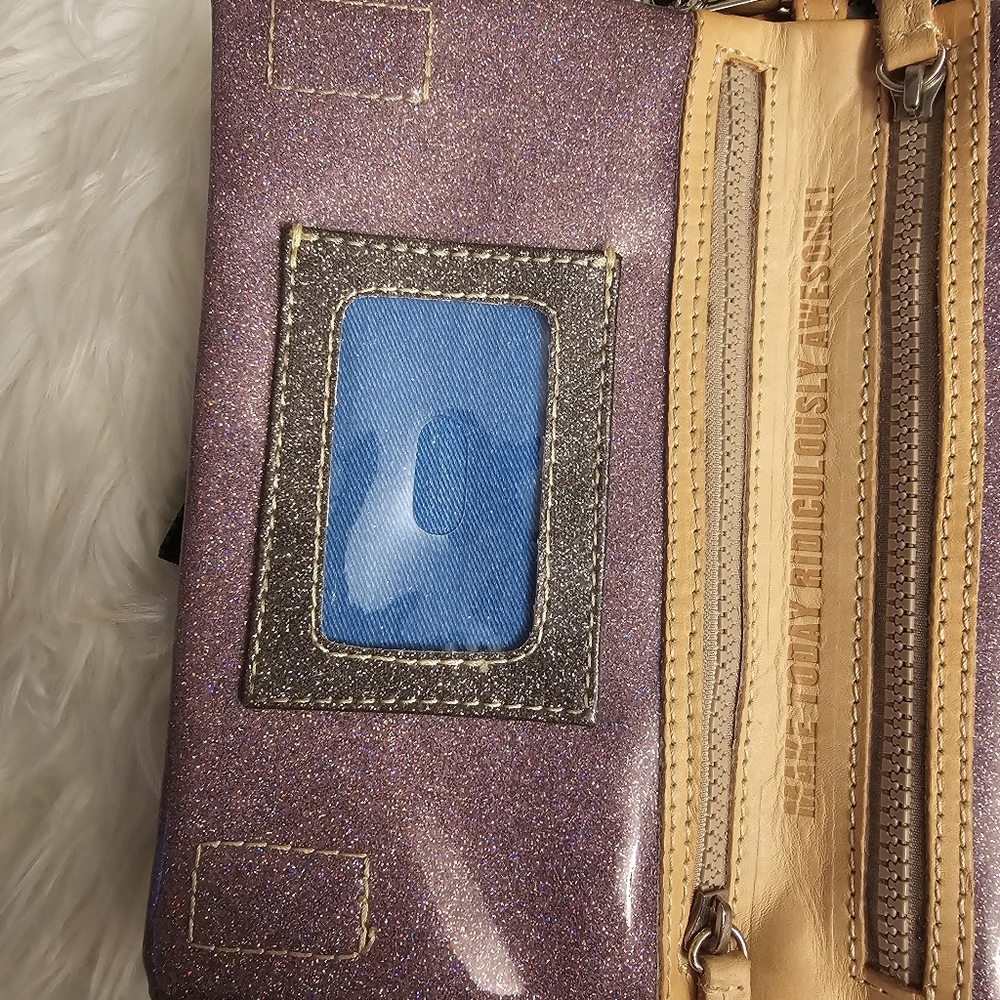 Consuela Lyndz Uptown Crossbody - Picture 5 of 10